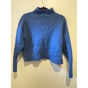 Topshop blue cropped wool blend sweater size 4/6